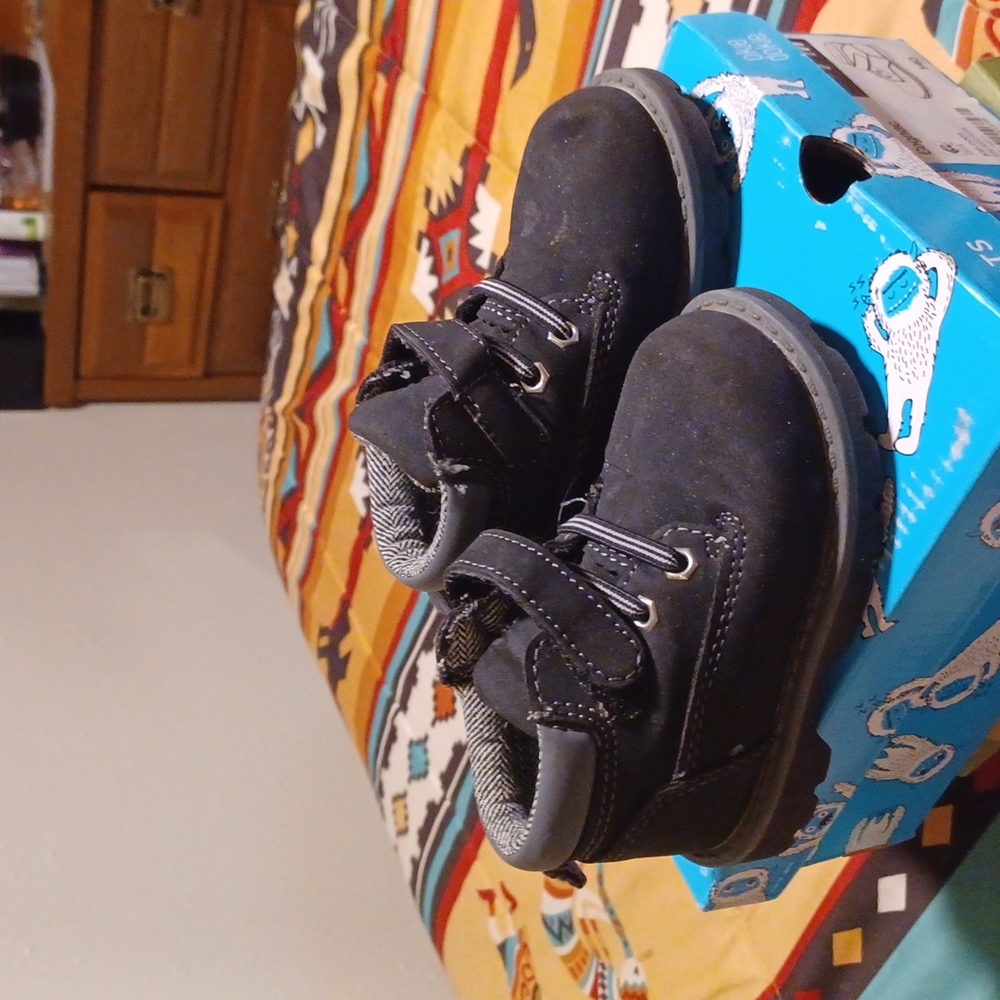 Boy's boots
